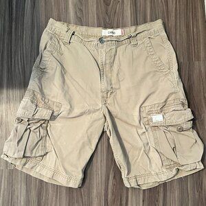 Men's Vintage Levi's Cargo Shorts, size 34